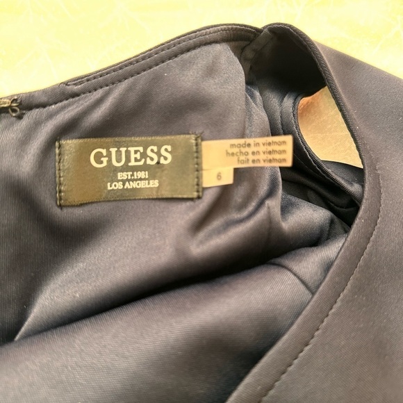 Guess cutout dress. Sz 6. Navy blue. Pre-owned‎ - Picture 3 of 6